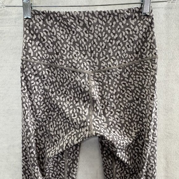 VARLEY Women Lets Move High Rise Leggings Sz XS Gray Camo Athleisure Gym 22-15 - Picture 4 of 14